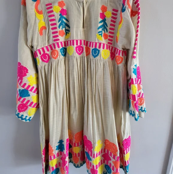 Kurta top - Picture 2 of 2